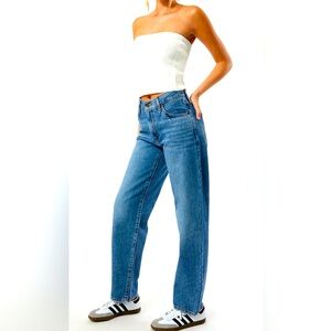 Levi’s 94 baggy jeans